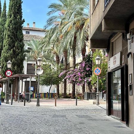 Apartamentos La Catedral De Jaén Exterior foto