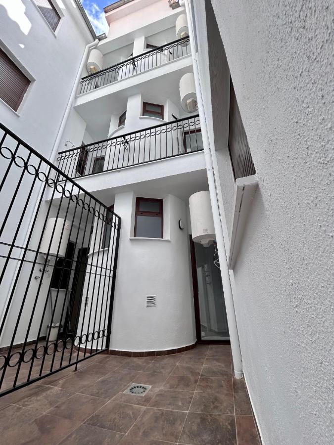 Apartamentos La Catedral De Jaén Exterior foto